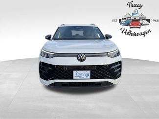 New 2026 Volkswagen Tiguan SE R-Line video 2