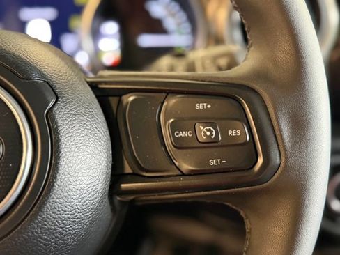 Used 2023 Jeep Wrangler Unlimited w/ Cold Weather Group AWD/4WD image 25