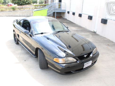 Used 1994 Ford Mustang GT RWD image 31
