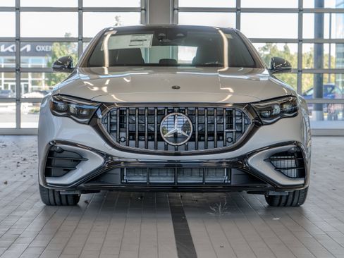 New 2026 Mercedes-Benz E 53 AMG e 4MATIC Sedan image 11