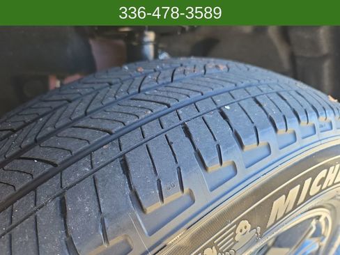 Used 2023 Ford Maverick Lariat w/ Lariat Luxury Package image 27