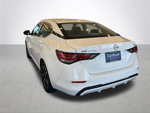 Used 2024 Nissan Sentra SV image 10