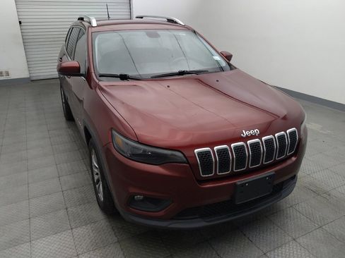 Used 2020 Jeep Cherokee Latitude Plus w/ Comfort/Convenience Group FWD image 14