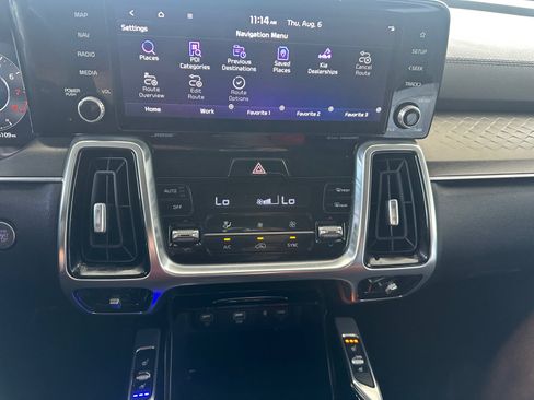 Used 2022 Kia Sorento SX FWD image 20