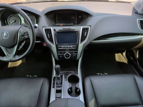 Used 2020 Acura TLX FWD image 31