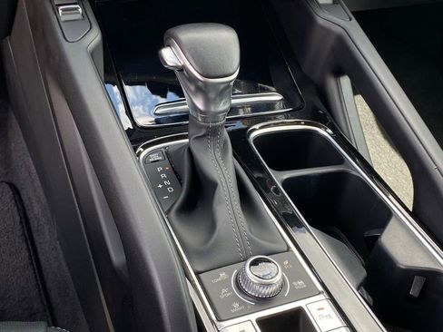Used 2025 Kia Telluride S AWD/4WD image 19