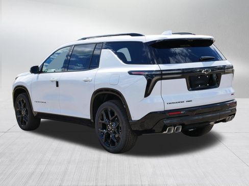 New 2026 Chevrolet Traverse RS w/ LPO, Floor Liner Package AWD/4WD image 3
