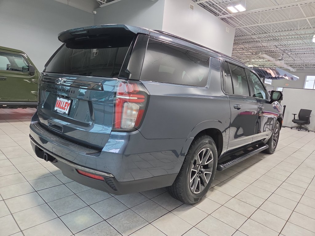 Used 2021 Chevrolet Suburban Z71 w/ Z71 Off-Road Package AWD/4WD image 7