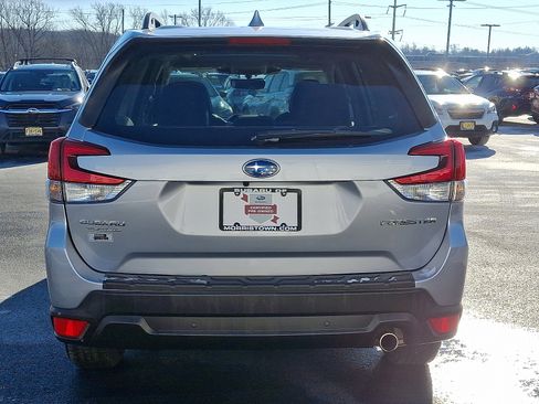 Certified 2023 Subaru Forester Limited image 5