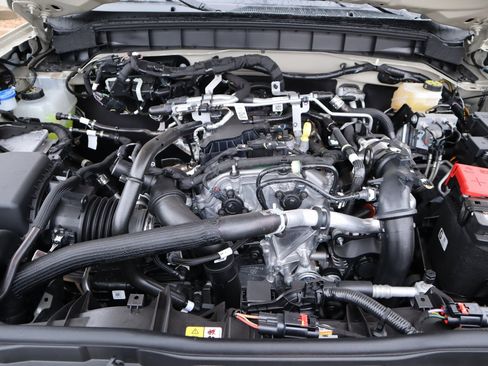 New 2025 Ford Bronco Outer Banks image 20