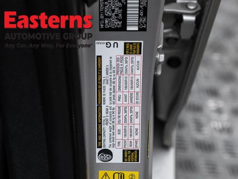 Used 2020 Toyota Prius Prime XLE image 34