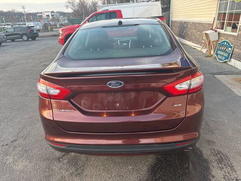 Used 2015 Ford Fusion SE w/ Equipment Group 201A image 8
