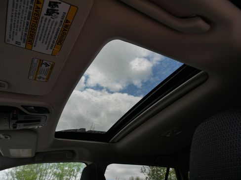 Certified 2024 Subaru Outback Premium AWD/4WD image 33