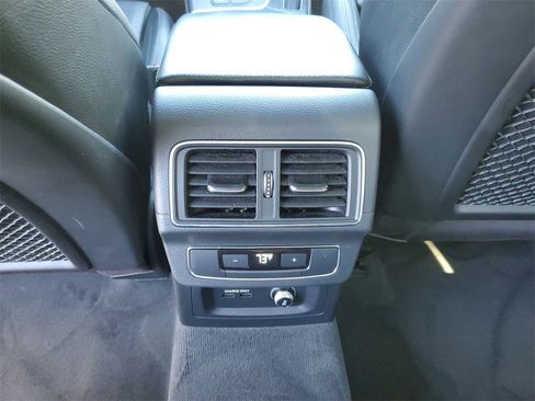 Used 2019 Audi SQ5 Prestige w/ Prestige Package image 13