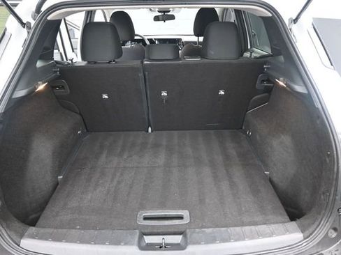 Used 2025 Nissan Kicks SV FWD image 11