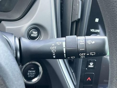 Used 2024 Subaru Crosstrek 2.0i Premium image 22