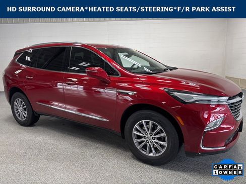 Used 2024 Buick Enclave Essence w/ Technology Package image 1