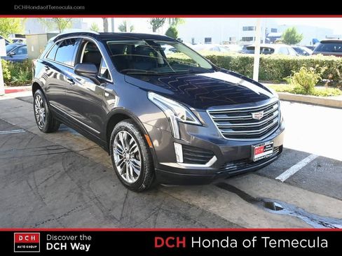 Used 2017 Cadillac XT5 Premium Luxury image 3