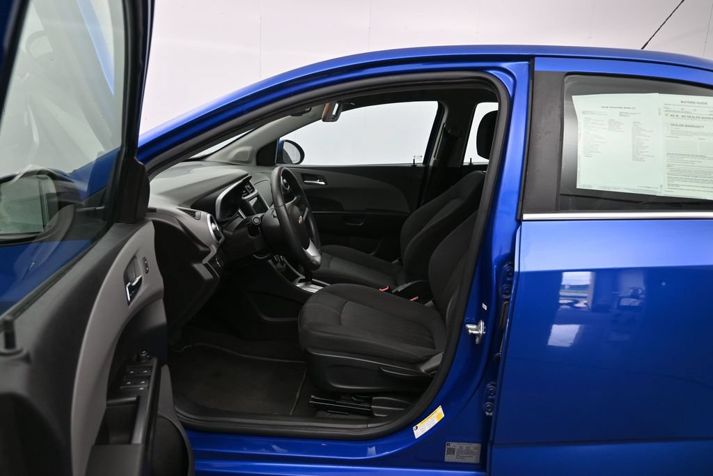 Used 2018 Chevrolet Sonic LT FWD image 19
