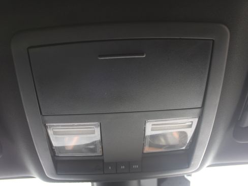 Used 2020 Dodge Challenger R/T Scat Pack RWD image 32