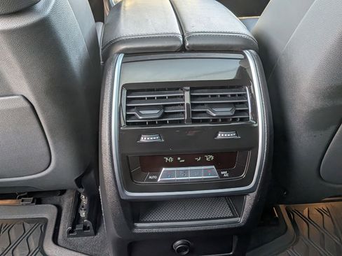 Used 2021 BMW X5 xDrive40i w/ M Sport Package image 30