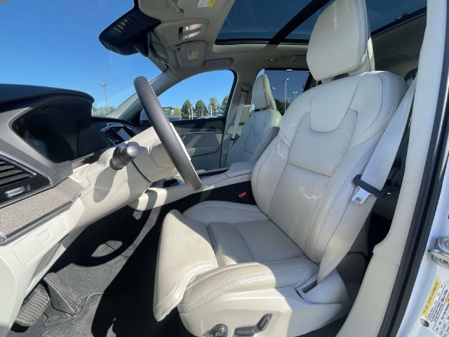 Used 2023 Volvo XC90 B6 Ultimate AWD/4WD image 18
