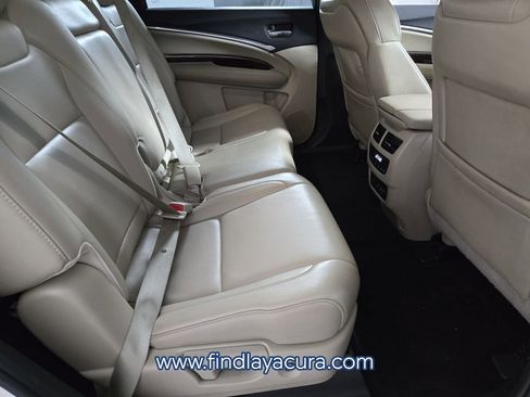 Used 2017 Acura MDX SH-AWD image 19