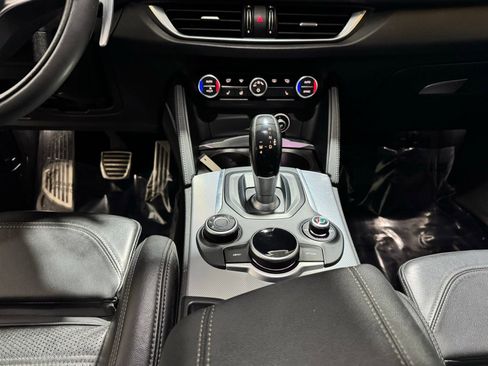 Used 2018 Alfa Romeo Stelvio Ti Sport image 15