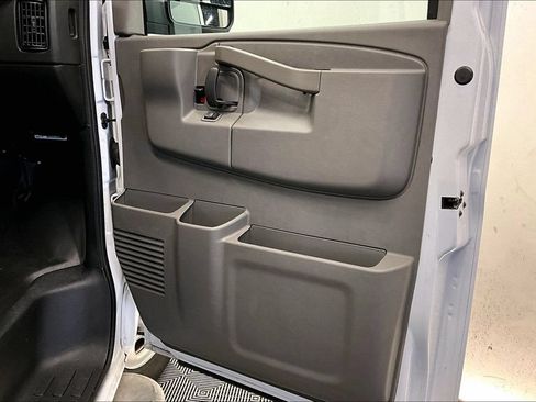 Used 2025 Chevrolet Express 2500 w/ Driver Convenience Package RWD image 25