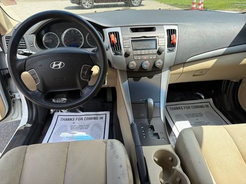 Used 2009 Hyundai Sonata GLS FWD image 11