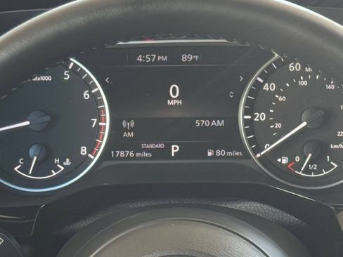 Used 2025 Nissan Pathfinder SV FWD image 43