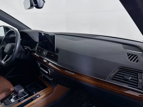 Certified 2023 Audi Q5 e Premium Plus w/ Premium Plus Package AWD/4WD image 28