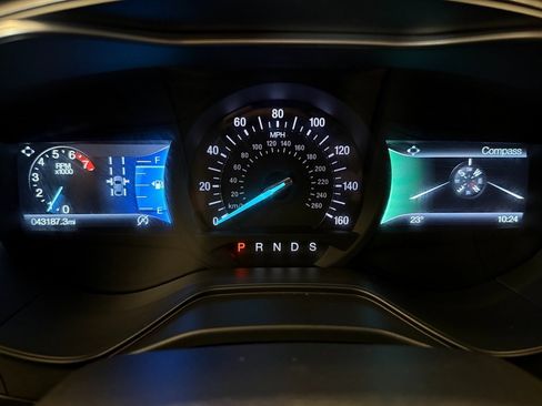 Used 2019 Ford Fusion SE image 9