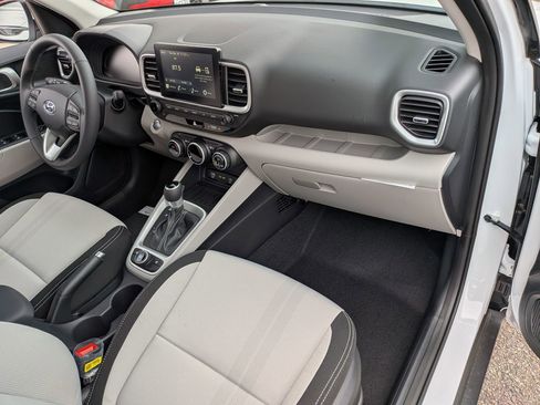 New 2026 Hyundai Venue SEL image 25