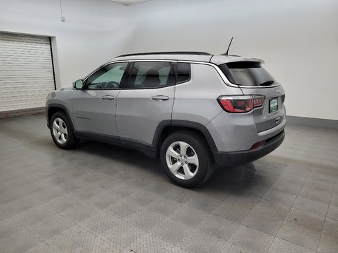 Used 2020 Jeep Compass Latitude FWD image 3