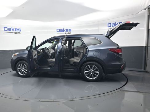 Used 2019 Hyundai Santa Fe XL SE w/ SE Premium Package 02 FWD image 56