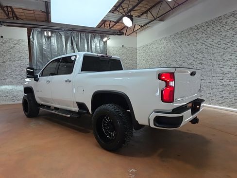 Used 2021 Chevrolet Silverado 3500 High Country w/ Z71 Off-Road Package image 6