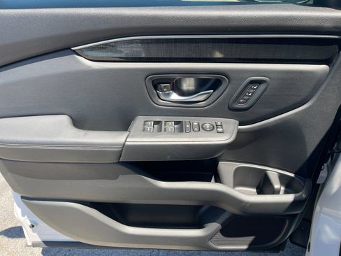 Used 2023 Honda Pilot Elite image 12
