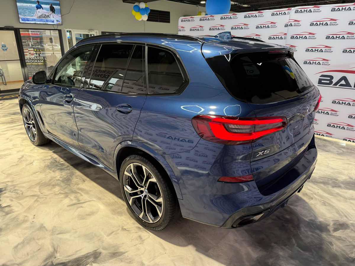 Used 2021 BMW X5 xDrive40i w/ M Sport Package AWD/4WD image 13
