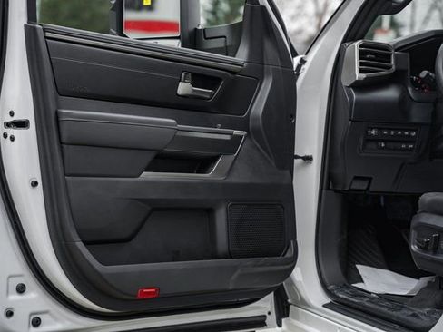 New 2026 Toyota Tundra SR5 w/ SR5 Convenience Package image 35