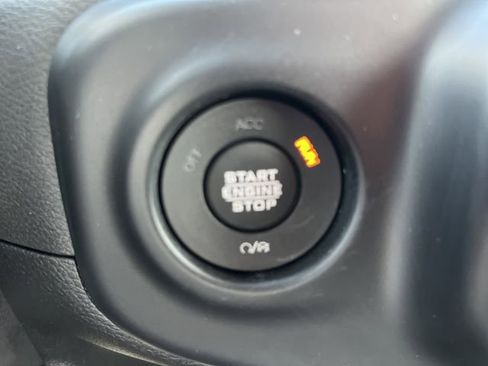 Used 2021 Jeep Wrangler Unlimited Sahara image 27