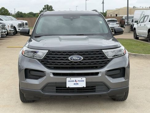 Used 2022 Ford Explorer XLT RWD image 9
