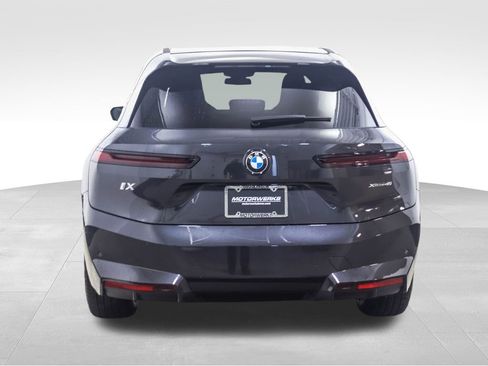 New 2026 BMW iX xDrive45 image 4