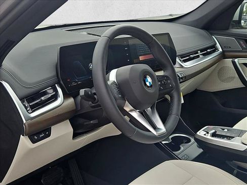 Used 2026 BMW X1 xDrive28i w/ Convenience Package AWD/4WD image 3