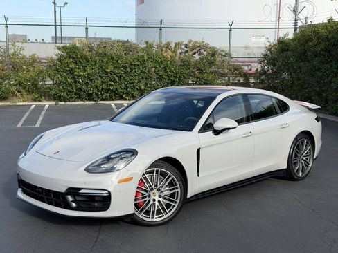 Used 2019 Porsche Panamera GTS AWD/4WD image 5