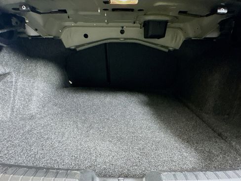 Used 2025 Volkswagen Jetta SE image 28