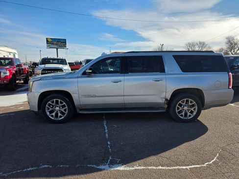 Used 2015 GMC Yukon XL SLT AWD/4WD image 8