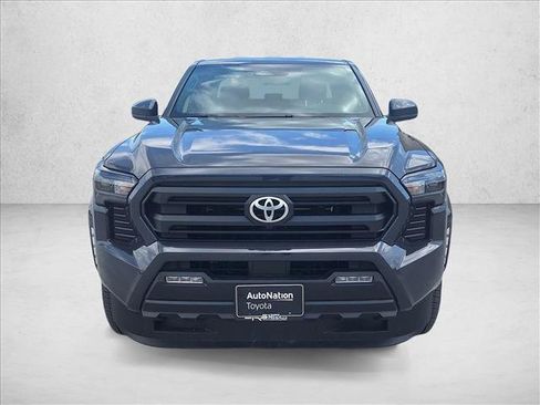 Used 2025 Toyota Tacoma SR5 RWD image 2