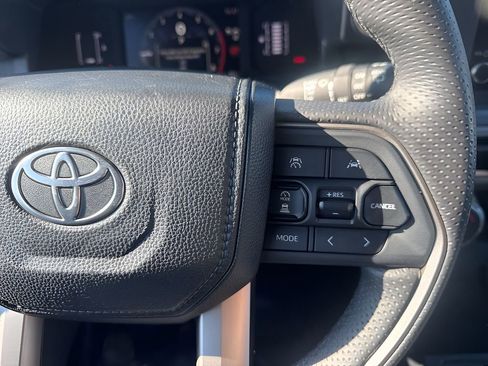 Used 2025 Toyota 4Runner SR5 image 14