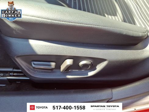 Used 2024 Toyota Camry SE FWD image 15
